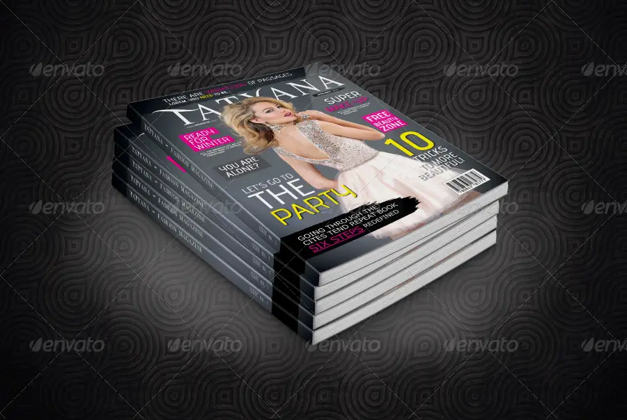 100 Pages Fashion Magazine Issue 1